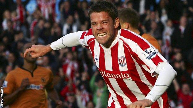 James Beattie celebrates scoring for Southampton