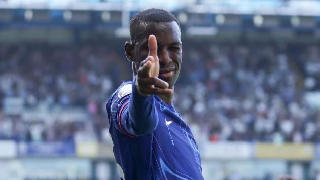 Nicolas Jackson celebrates scoring against Crystal Palace.