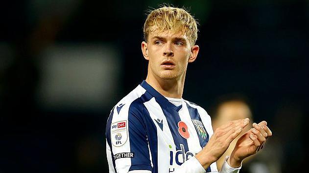 West Brom nakikipag-usap para sa permanenteng pagbabalik ni