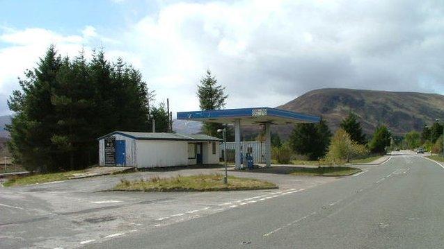 Closed filling station in Achnasheen