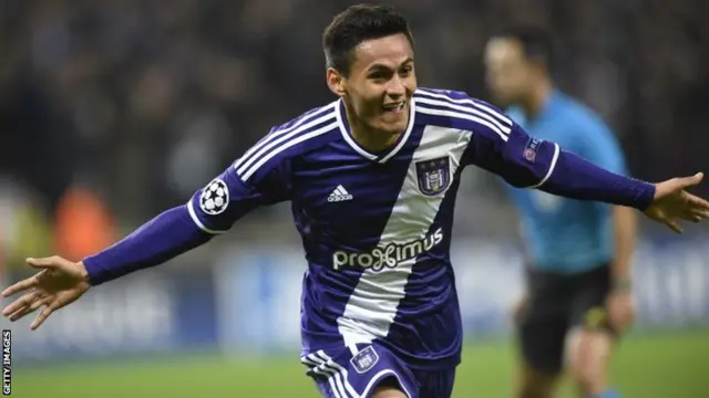 Andy Najar celebrates