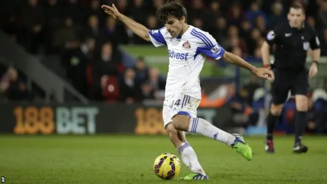 Jordi Gomez scores