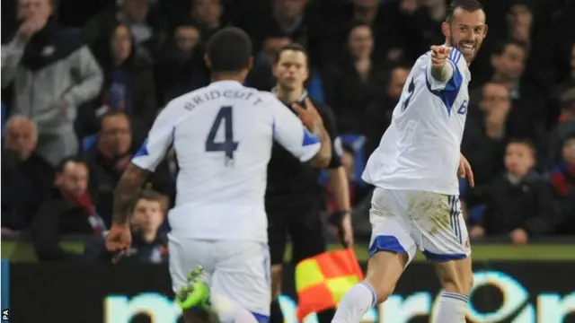 Steven Fletcher celebrates