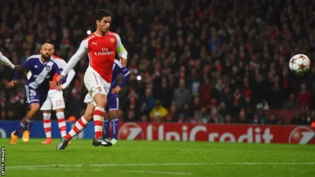 Mikel Arteta scores a penalty