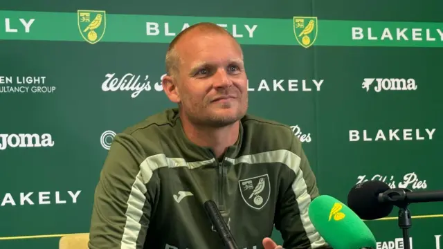 Liam Manning at press conference