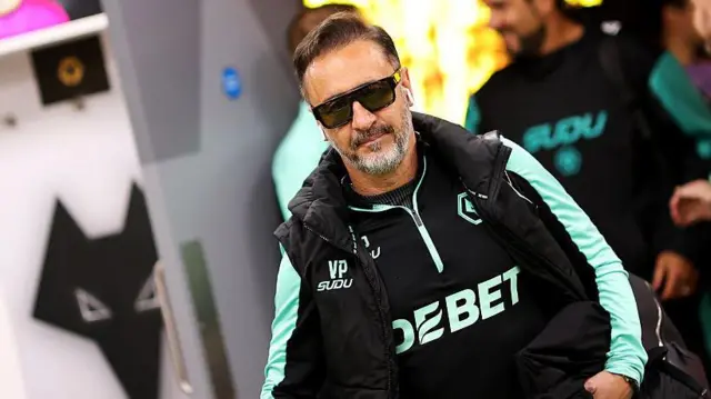 Interfejs kasyna online Mr Bet z widocznymi grami i bonusami