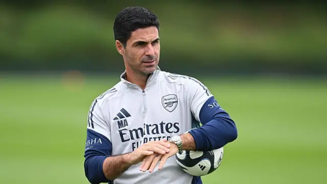 Mikel Arteta pictured during an Arsenal training session