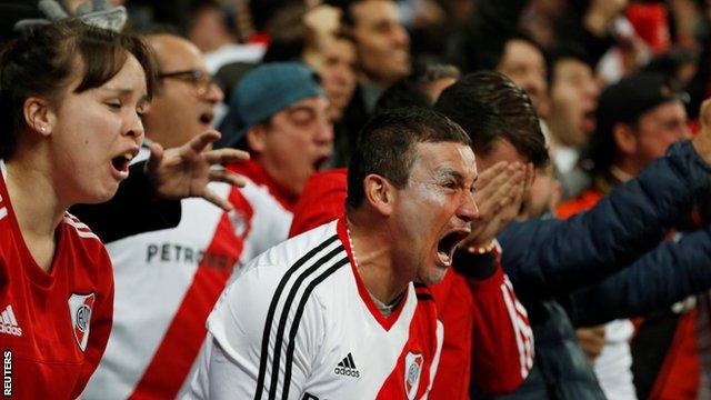 River fans react