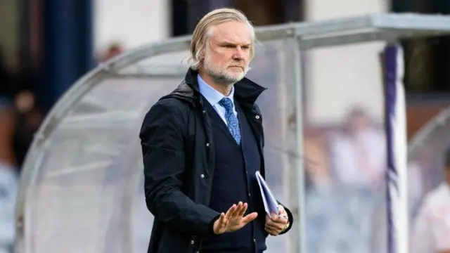 Dundee manager Steven Pressley