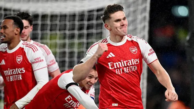 Viktor Gyokeres celebrates scoring for Asrenal