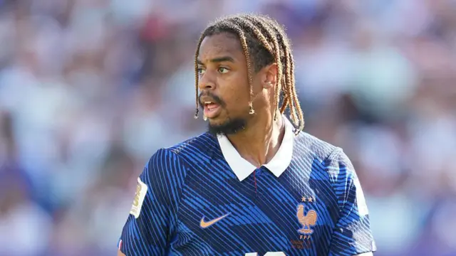 Bradley Barcola in action for France at the World Cup