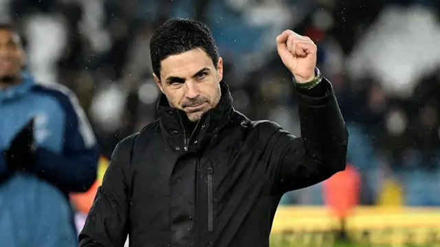 Mikel Arteta celebrating