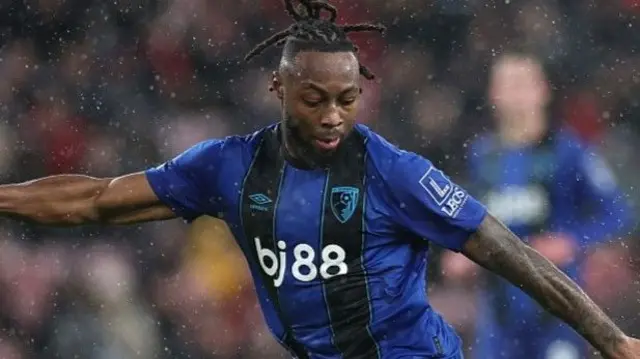 Antoine Semenyo playing for Bournemouth
