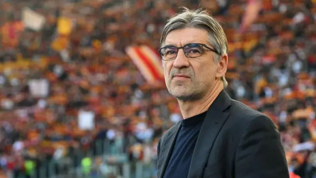 Roma's headcoach Ivan Juric looks on