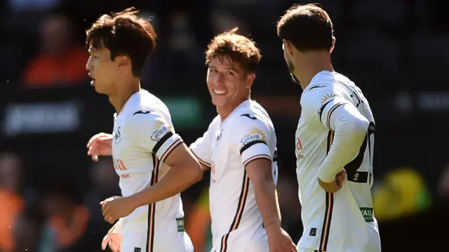 Eom Ji-Sung, Goncalo Franco and Liam Cullen during Swansea's win over Norwich