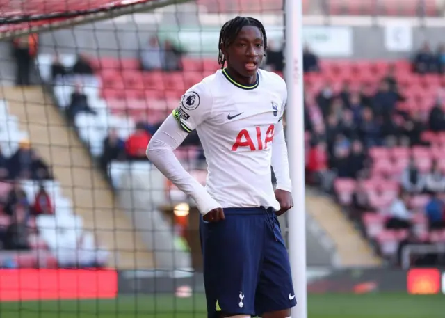 Romaine Mundle in action for Tottenham Under-21s last season