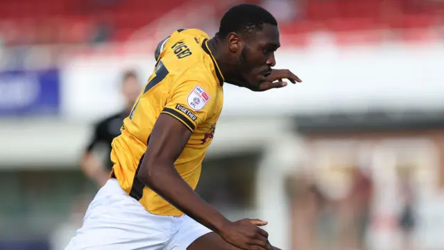 Hamzad Kargbo in action for Newport