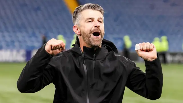 St Mirren manager Stephen Robinson