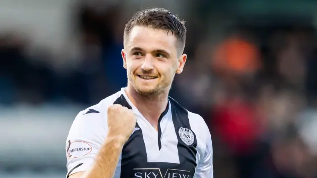 Stephen McGinn in action for St Mirren