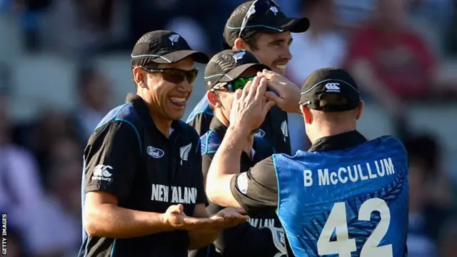 Ross Taylor celebrates catching Eoin Morgan