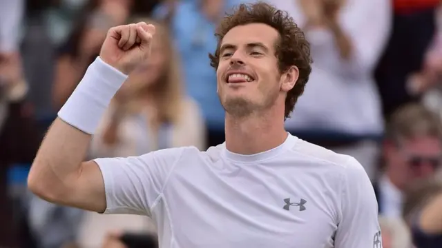 Andy Murray wins Queens