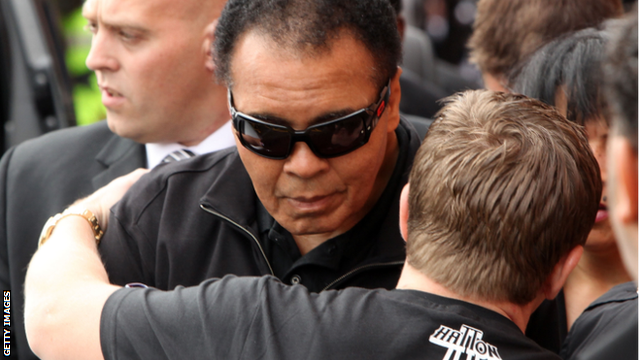 Ricky Hatton with Muhammad Ali in Hyde in 2009