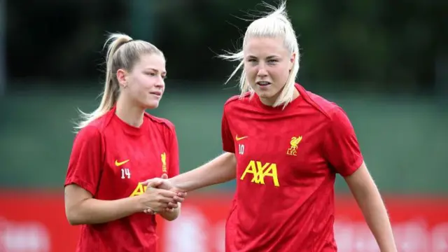 Marie Höbinger and Sophie Roman Haug