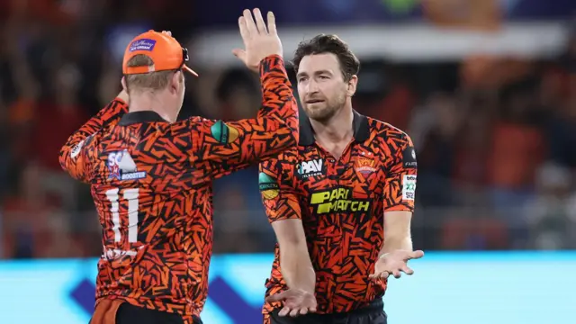 Richard Gleeson of Sunrisers Eastern Cape celebrates a wicket