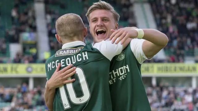 Hibernian player celebrating