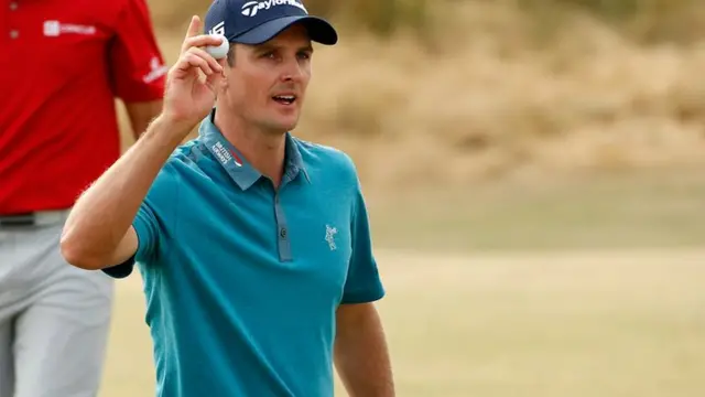 justin Rose celebrates