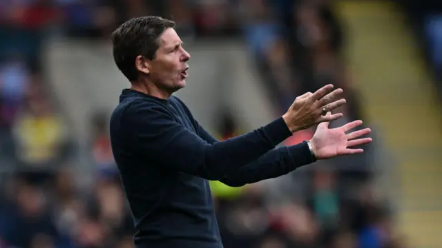 Manager Oliver Glasner of Crystal Palace FC reacts during the Premier League match between Crystal Palace FC and West Ham United FC