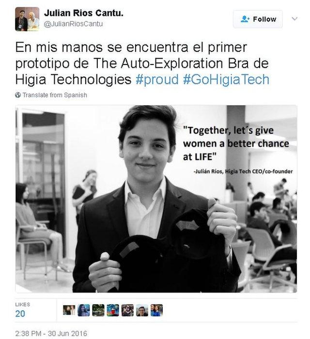 Tweet: Spanish text with picture of Julian holding a prototype bra