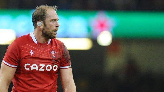 Wales lock Alun Wyn Jones looking across the pitch