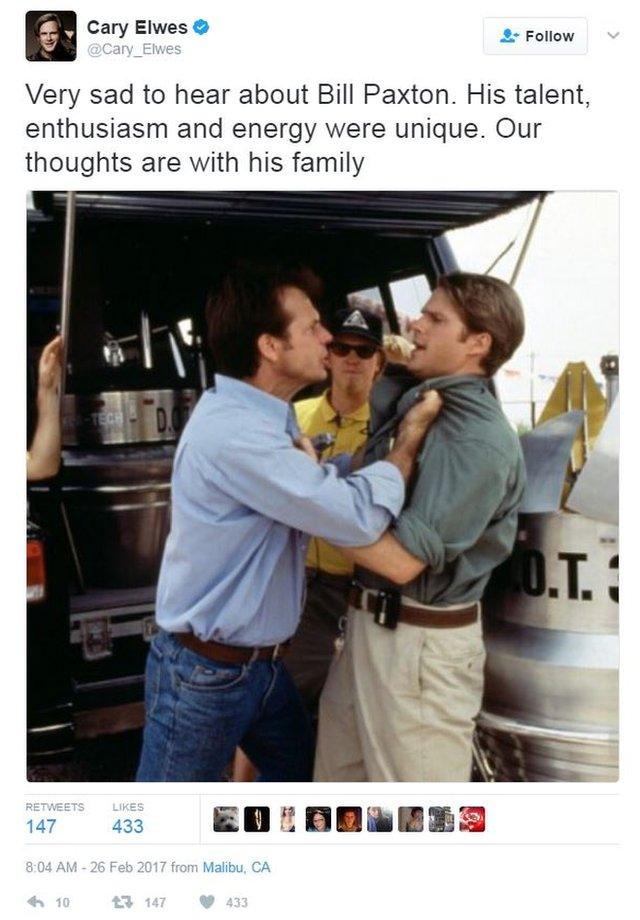 Cary Elwes tweeted a tribute to his former co-star Bill Baxton