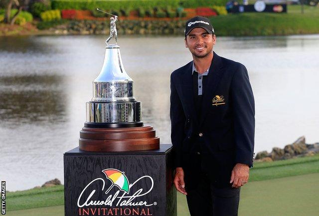 Jason Day with the Arnold Palmer Invitational trophy in 2016