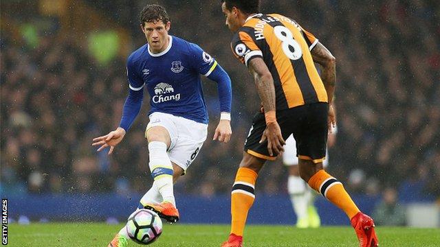 Everton midfielder Ross Barkley in action against Hull City