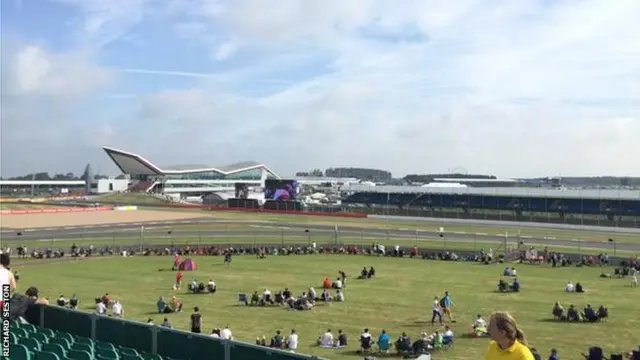 Silverstone fans