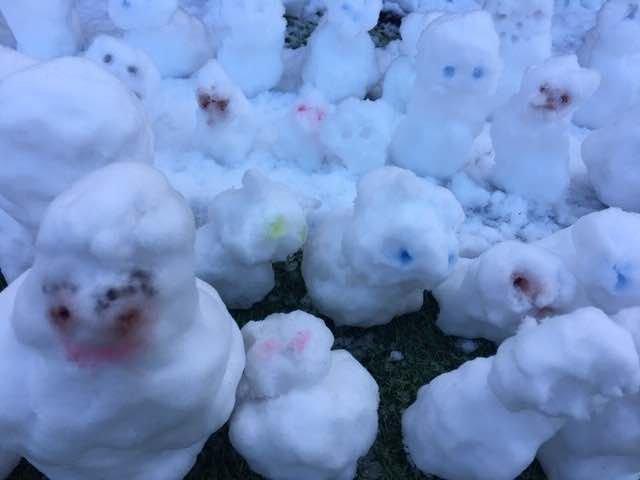 small snowmen