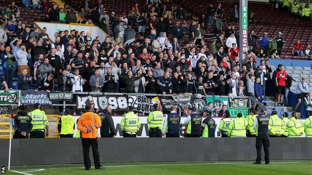 Burnley v Hannover