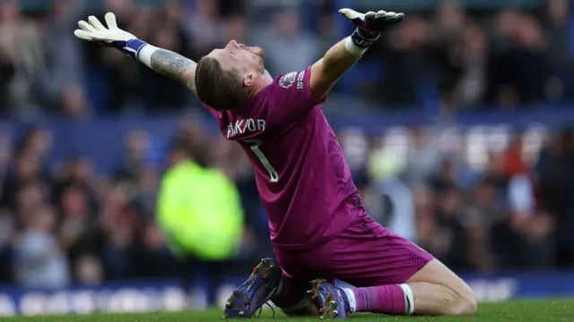 Jordan Pickford of Everton celebrates at the end of the Premier League match between Everton FC and Crystal Palace FC at Goodison Park 