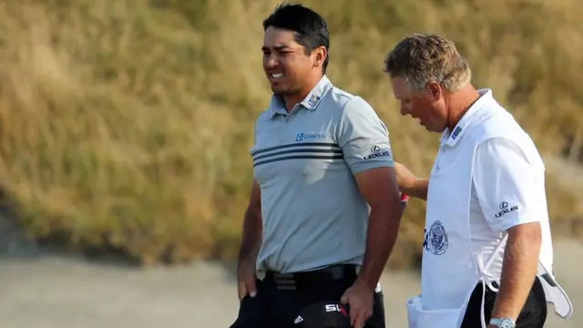 Jason Day suffering during his third round