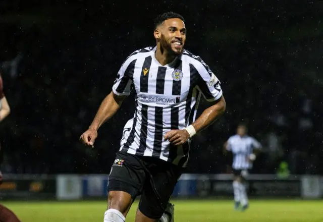 Jonah Ayunga celebrating putting St Mirren two goals ahead at the SMiSA Stadium