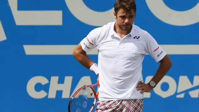 Stan Wawrinka looks dejected