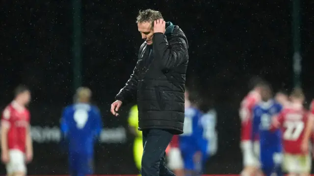 Wrexham boss Phil Parkinson