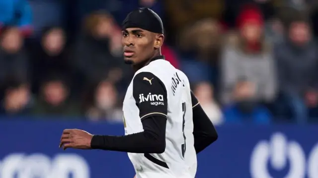 Cristhian Mosquera in action for Valencia