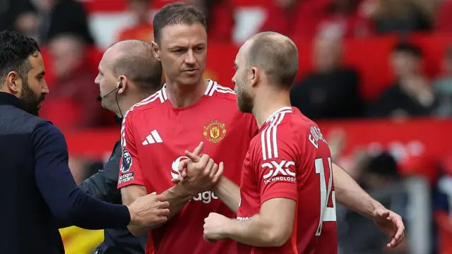 Evans and Eriksen about to come on. 