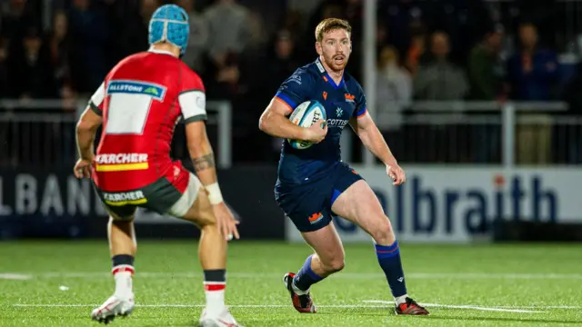 Ben Healy playing for Edinburgh against Gloucester