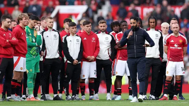 Ruben Amorim speaks to the Manchester United fans