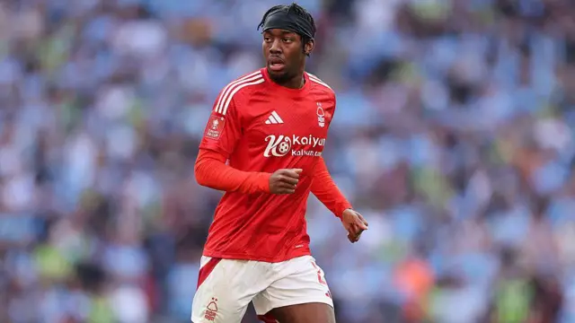 Elanga in action for Forest