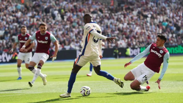 Nicolas Jackson of Chelsea scores